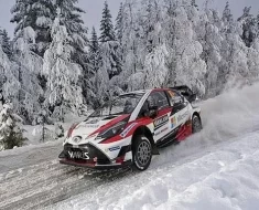 Desafiando as condições extremas: A emoção do Svenska Rally na neve e no gelo.